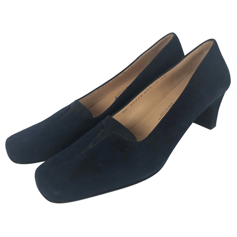 Salvatore Ferragamo Boutique Suede Square Toe Block Heel Pumps Sz 7 2A Navy Blue